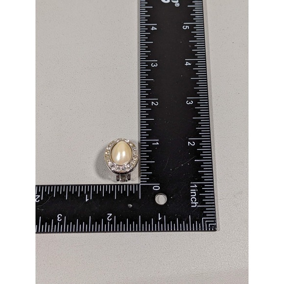 Kenneth Jay Lane KJL Silver Tone Faux Pearl Cabochon Rhinestone Clip Earrings - Picture 7 of 7